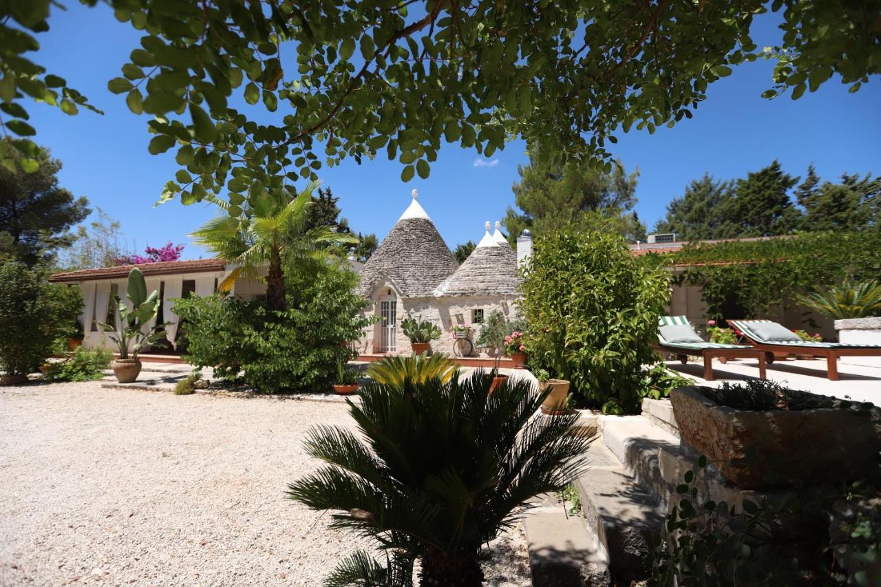 הוילה מונופולי Trulli Tauro Country House Con Idromassaggio מראה חיצוני תמונה