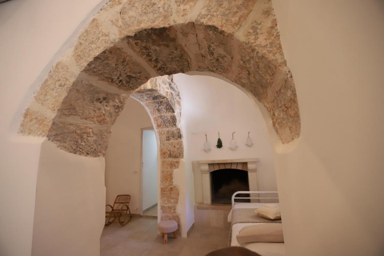 הוילה מונופולי Trulli Tauro Country House Con Idromassaggio מראה חיצוני תמונה