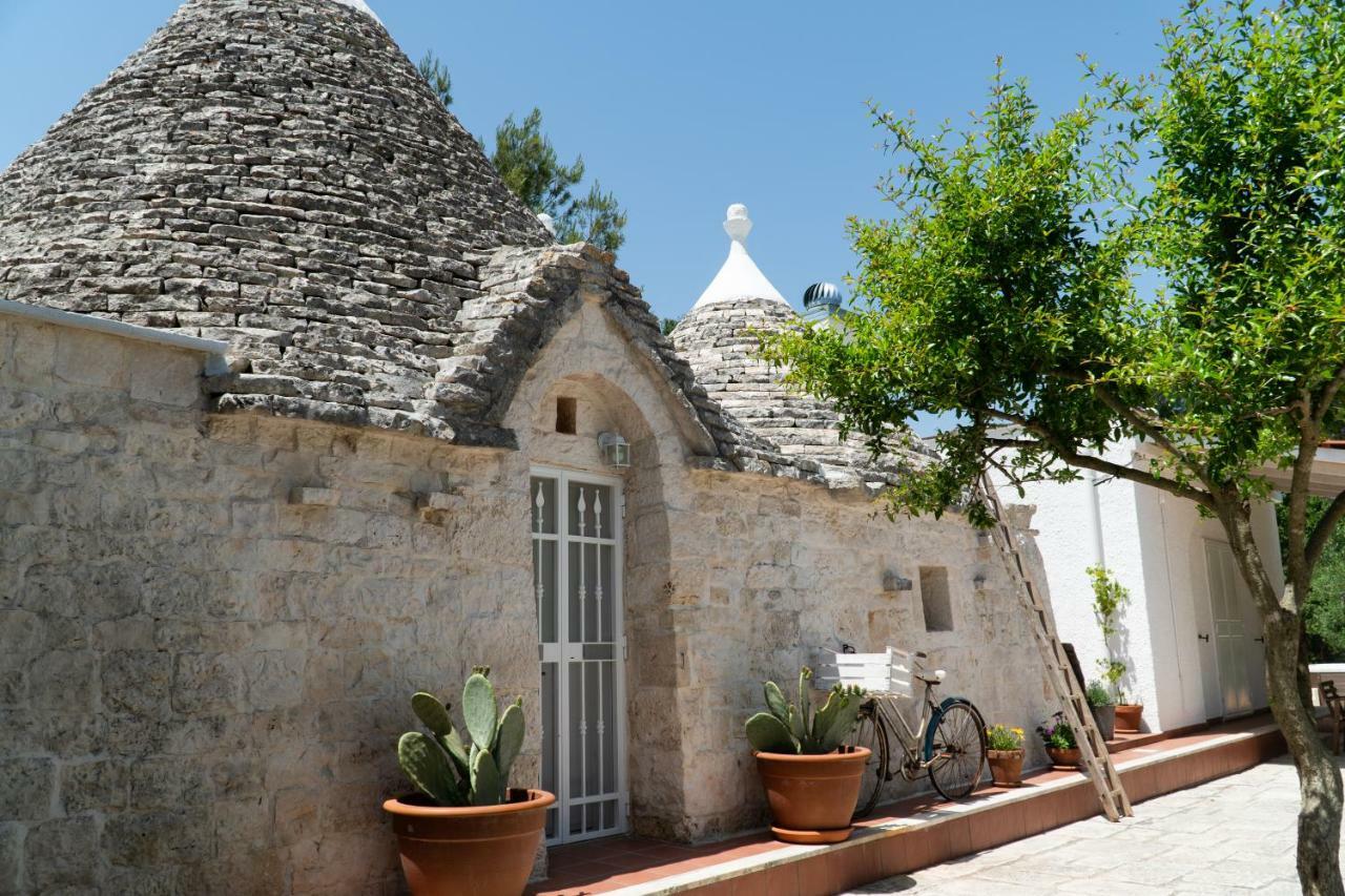 הוילה מונופולי Trulli Tauro Country House Con Idromassaggio מראה חיצוני תמונה