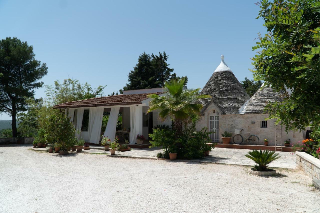 הוילה מונופולי Trulli Tauro Country House Con Idromassaggio מראה חיצוני תמונה